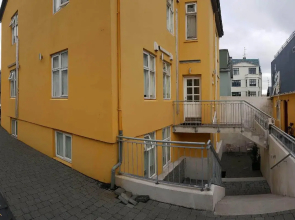 Alfred's Apartments
