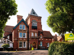 YHA Canterbury - Hostel
