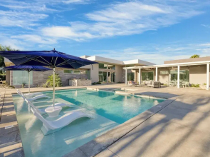 Polo Villa 7 by Avantstay Features Entertainer's Backyard + Game Room 5 Bedrooms