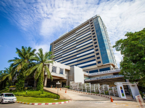 Twin Lotus Hotel