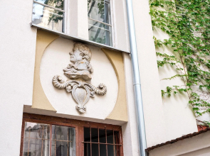 Tyzenhauz Apartments