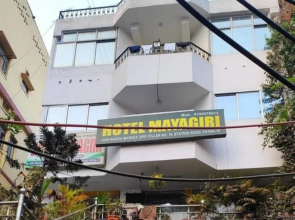 Goroomgo Mayagiri hotel Patna
