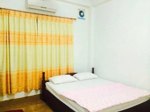 Khamphouphet Hotel