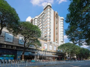 Chonpines Hotel (Xinhui Pedestrian Street)