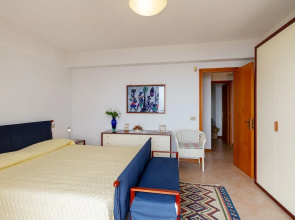 Fontana Vecchia Seaview Apartment