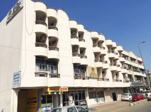 OYO 23694 Hotel Shikhar Palace