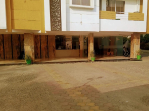 Hotel Abhinav Royal