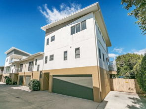 Redcliffe Holiday Accommodation