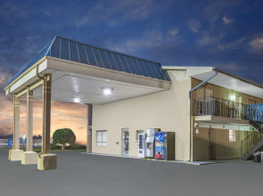 Days Inn by Wyndham Jacksonville