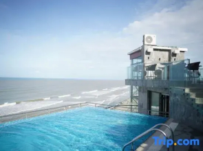 Ramada by Wyndham Cox's Bazar Kolatoli Beach