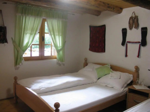 Apartments Izvor Lisine