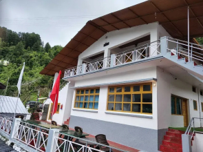 Apple Orchard Resort