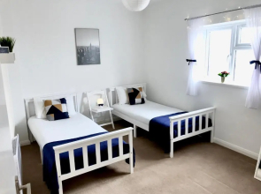 Eastbourne Beach Pier Apartment