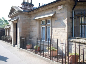 2 Bedroom Cottage In The City Centre