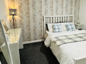 Ibate Apartments - Cozy 2 Bedroom Home