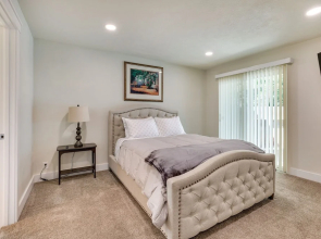 Twin Falls Vacation Rental w/ Yard < 3 Mi to Town!