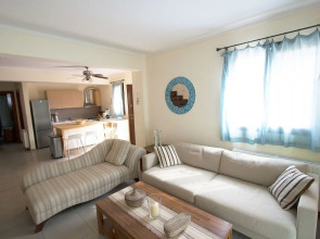 Sofia Summer House, Elani