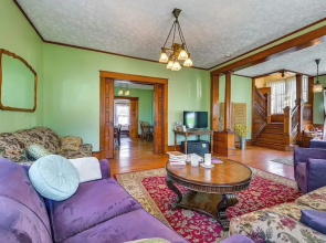 Dog-friendly Atlantic Farmhouse w/ Spacious Yard!