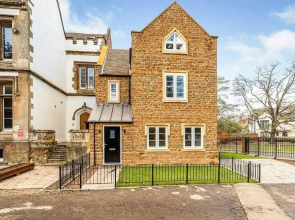 Coachmans Cottage