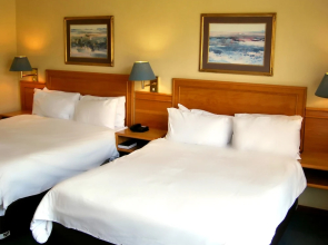 Safari Lodge, Hotel & Convention Centre