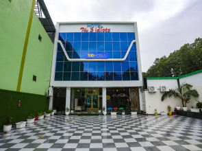 Fabhotel The 3 Idiots