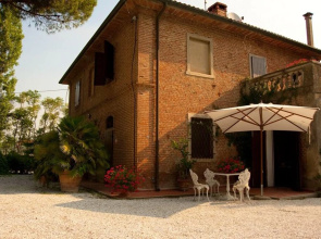 Studio in Terricciola, With Shared Pool, Enclosed Garden and Wifi