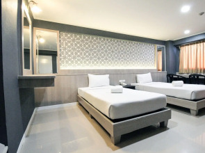 Convenient Park Bangkok Hotel