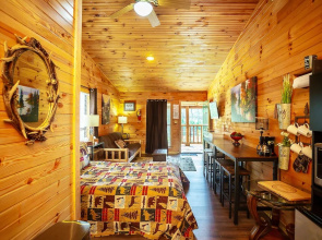 Bigfoot Lodge Room Four
