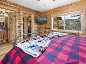 Moon Bear Lodge