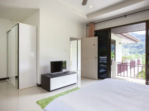 Pool Villa 3 Bedrooms Mountain View