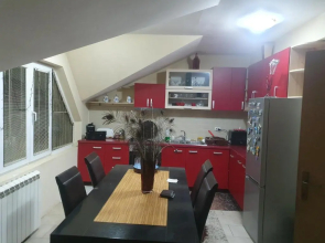 Nice 2 floor house nice family open for new guest