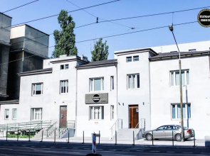Elegant Hostel  Apartments