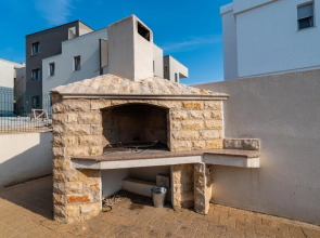 Beautiful Home in Kozino With Jacuzzi, Wifi and 6 Bedrooms
