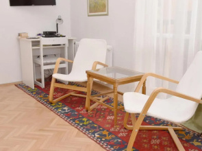 Charming Studio in City Center-Excellent Location