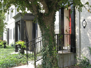 St. Vincent Row Suites