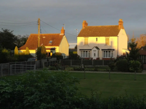 Crown Lodge Bed & Breakfast