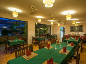 Reveal Courtyard in Reveal Angkor