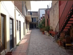 Hotel Abasolo