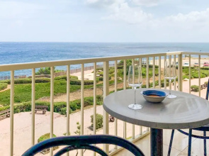 Seafront apartment in Gozo, Marsalforn