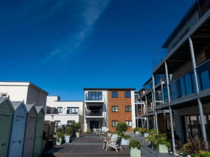20 Woolacombe - Indoor Pool and 4 minute walk to Woolacombe Beach!