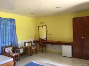 FloWer Beach Resort