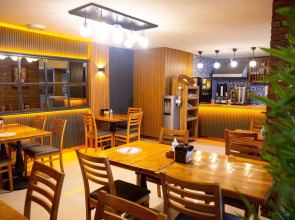 Emirtimes Hotel Kadikoy