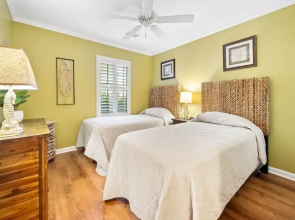 53b Blue Wedge At True Blue 2 Bedroom Condo by Peace Vacations