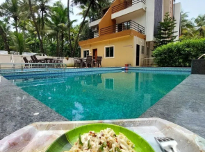 Royal Paradise Hotel
