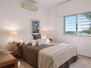 City Seafront Haven - 2 Bed Luxury Apartment