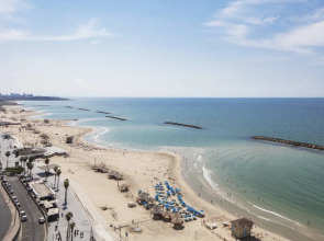 Renaissance Tel Aviv