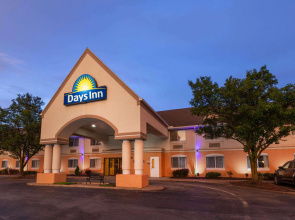 Days Inn by Wyndham Milan Sandusky South