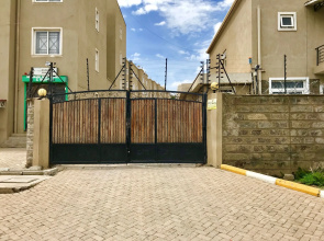 Milimani Executive Suites With Pool