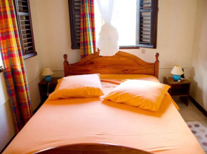 Maison de 2 chambres avec terrasse amenagee et wifi a Gros Morne