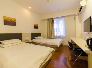 Elan Inn First Hospital Of Shenyang Railway Station  Medical University